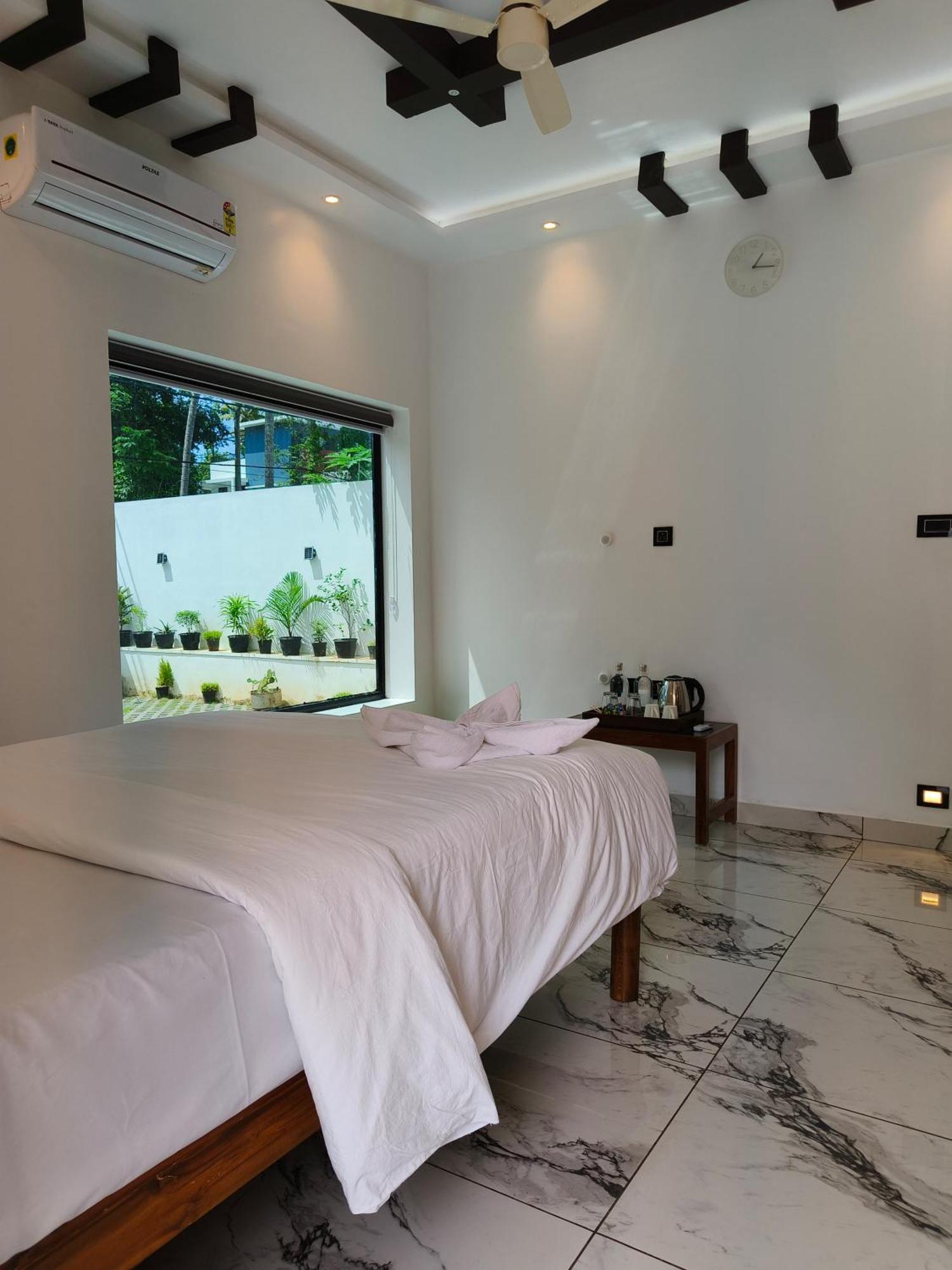 Wavealokam Beach Retreat Varkala Exterior photo
